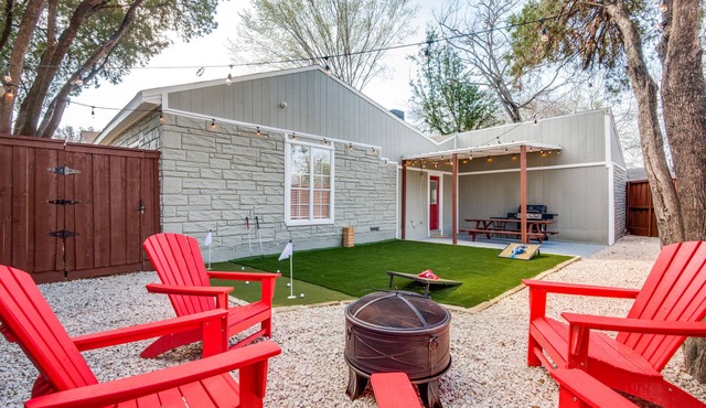 Sleeps 16+ FIFA HQ Backyard Oasis DAL airport Uptown UTSW