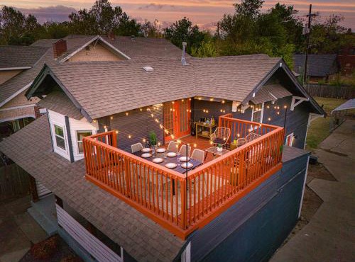 Sleeps 16 - Roof Top - Game Room - Pet Friendly