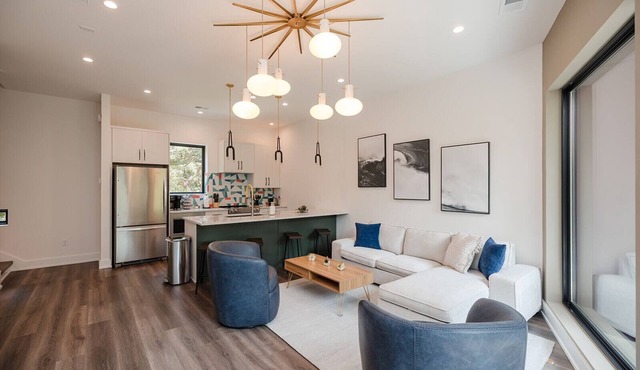Sleeps 16! TWO Rooftops + TWO Brand New Adjoined Townhomes in Central Wilmington! Multi Unit