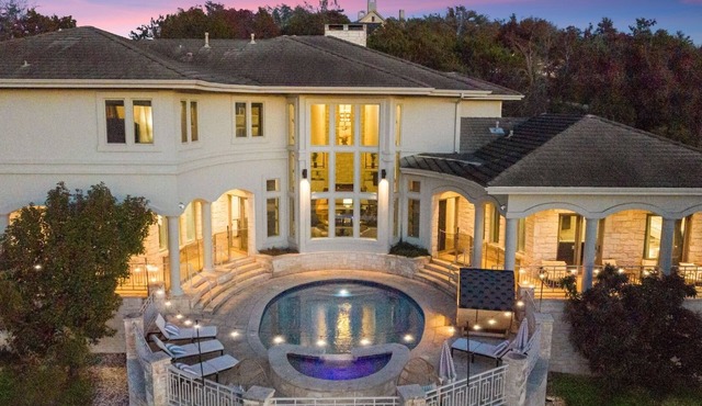 Sleeps 22+;15min ATX & Lake Travis ;Theater;Arcade; Sauna