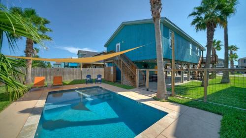 Sleeps 22 2 Homes w Private Pool Game Room Nature Views 7 BDR AvantStay