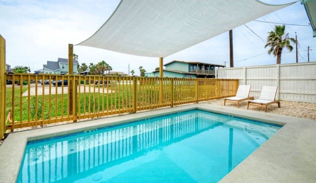 Sleeps 24 | 2 Homes, Walk to the Beach, Private Pools, Fire Pit, Modern Design