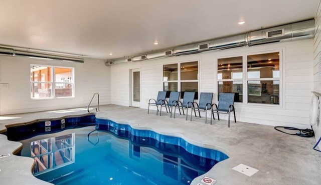 Sleeps 35! Private Indoor Pool + Lake View!