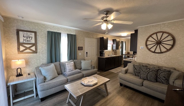 Sleeps 4 -Private Country Retreat Near Savannah & Beaches - Close to i-95 & i-16