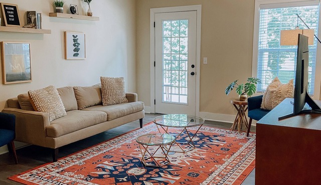 Sleeps 4! This two bedroom apartment is located just outside of Cookeville, TN