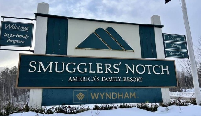 Sleeps 5, 1-bedroom deluxe condo at Club Wyndham Smuggler's Notch