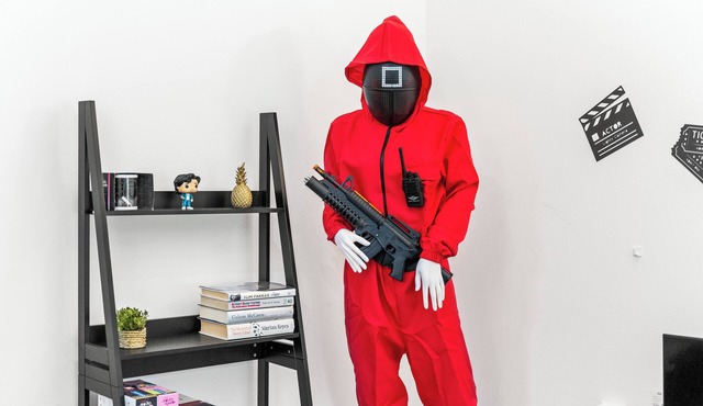 Sleeps 6| 2 Bed Flat 5mins Drive to Canary Wharf Station | SquidGame FreeParking