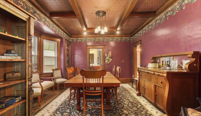 Sleeps 8 | Arcade + King Bed | Near FIFA