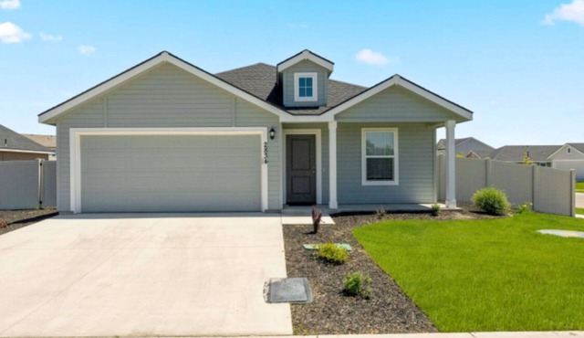 Sleeps 8! -No Cleaning Fee -4 Bedrooms-Perfect for Families!