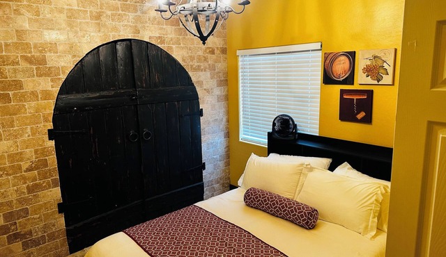 Sleeps 8 Or More - Welcome to our "Castle" in the desert! 4-Bed 3-Bath two Story
