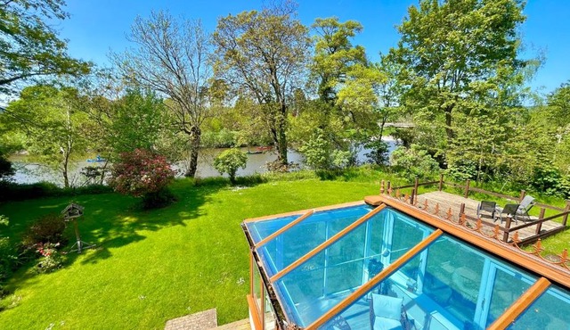 Sleeps 8 River Retreat in Glasbury, Hay & Brecon