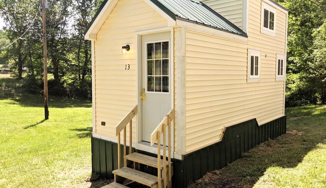Sleeps up to 2, electric, water, kitchenette, full bathroom, air conditioned/heated.