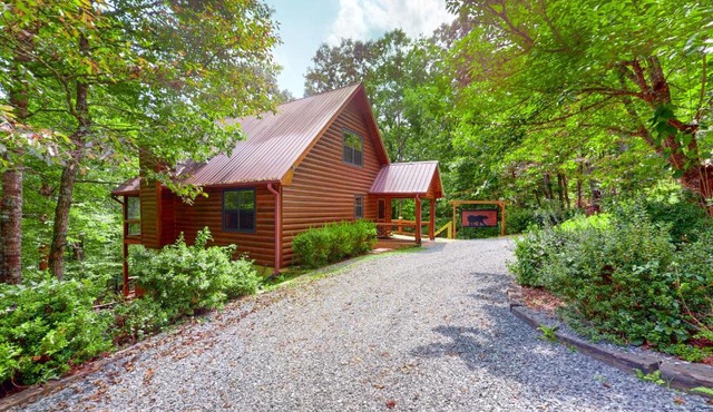 Sleepy Bear Hideaway