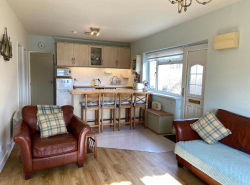 Sleepy Donkey Cottage