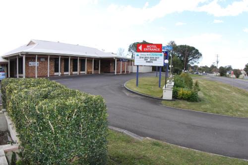 Sleepy Hill Motor Inn