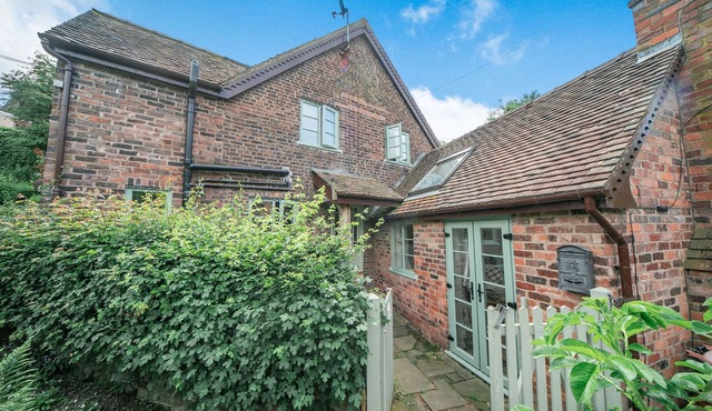 SLEEPY HOLLOW, family friendly, with open fire in Jackfield