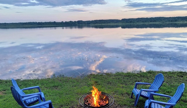 Slice of Heaven on the Lake