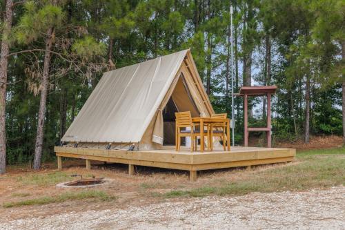 Slip Into a Soft, Cozy A-Frame Stay by the Lake