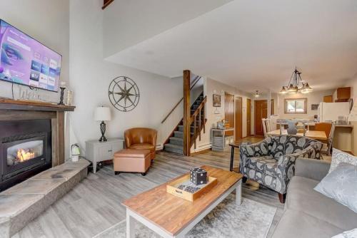 Sloane Condo for Families Golfers and Girls Trips