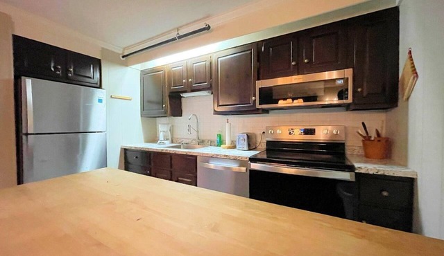 Slopeside 1-Bedroom Condo at Bromley's Bower House