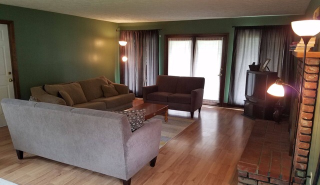 Slopeside Suite #6 Near Letchworth State Park