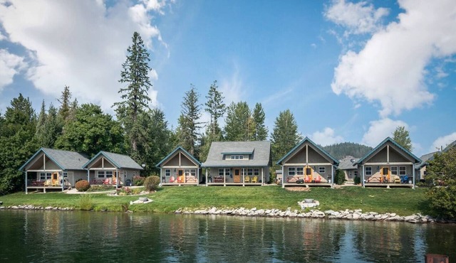 Slow down, just "Coast A While", and savor lakeside life at this perfect tranquil getaway.