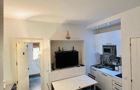 Small Apartment barceloneta beach