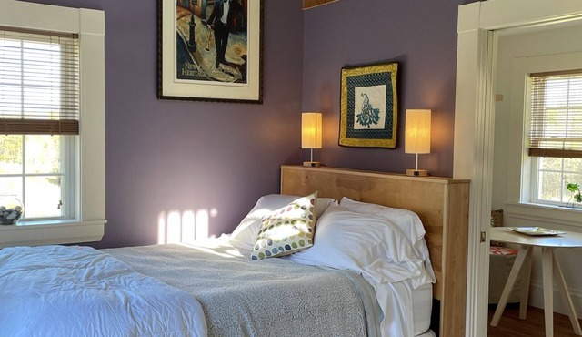 Small But Mighty (Elegant) Rural Retreat