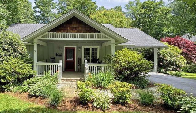 Small. Considered. Exactly Enough | Highlands Haven