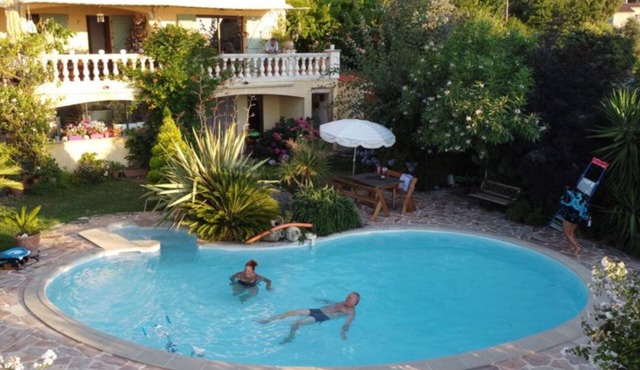 Small corner of paradise, panoramic sea & mountain views, swimming pool & Spa