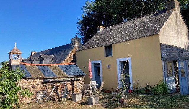 Small country house on the banks of the Vilaine River Beautiful view of the marshes