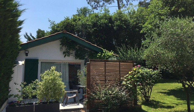 Small detached house approx. 3.5 km from Arcachon