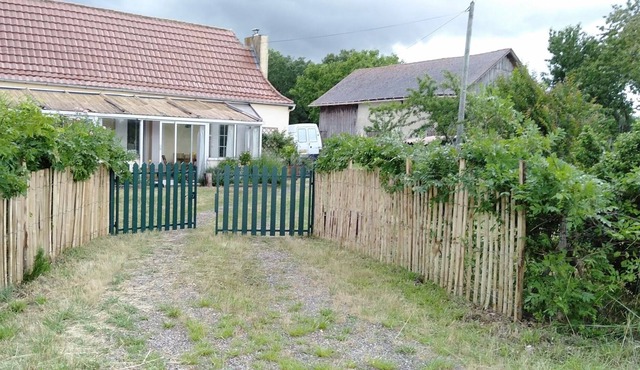 Small farm in the purple Périgord in the Dordogne