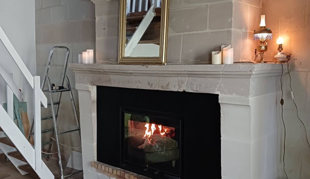 Small house on the banks of the Loire