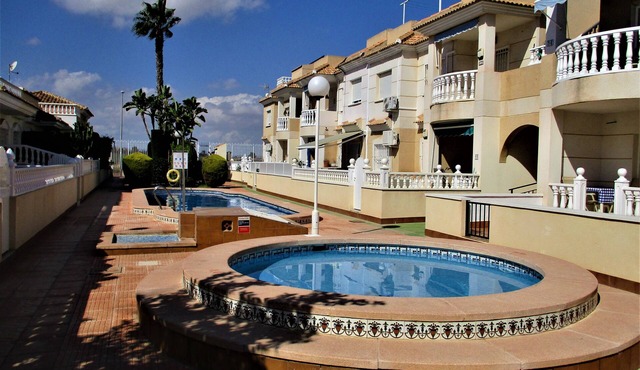 *Small, friendly, private complex. South East Spain. 2 bedroom. Sleeps 4 adults