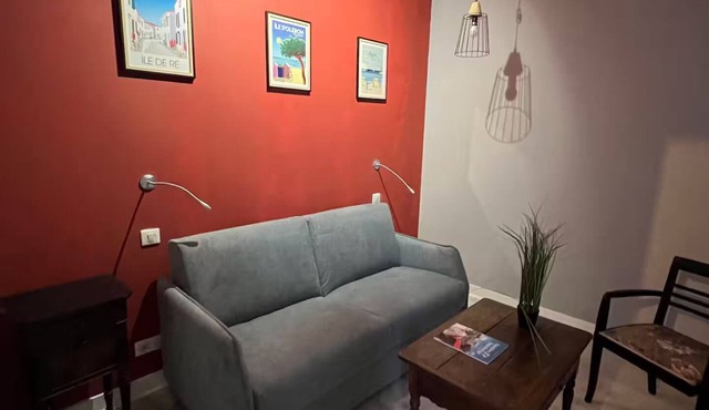 Small, fully-equipped apartment