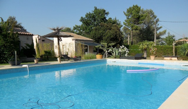 Small house 35 m² + mezzanine 15 M² + swimming pool
