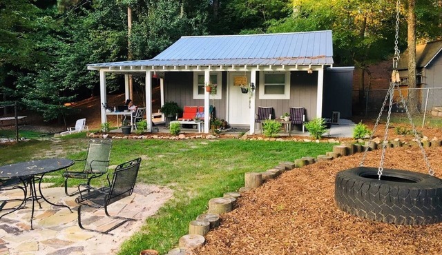 Small house Floral Oasis