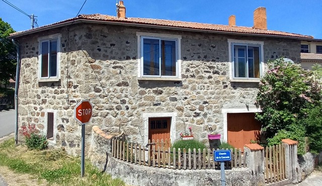 Small house for rent in Lozère near Lac de Naussac Pets welcome