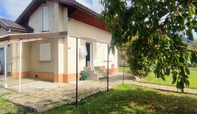 Small house with garden in a quiet area near the center of Chambéry