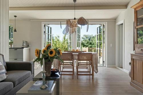 Small House With Large Garden Near Vejby Strand