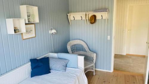 Small Private two rooms by the sea