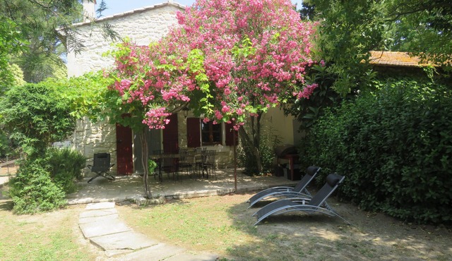 Small Provencal charming house