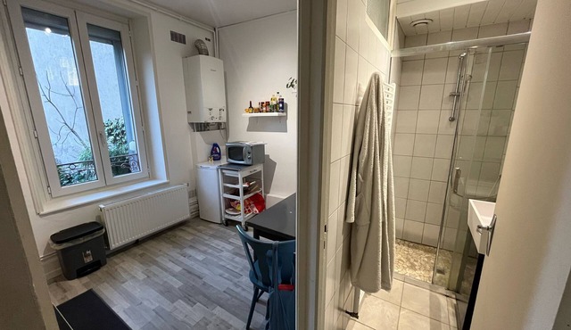 Small, quiet apartment 10 minutes from the station