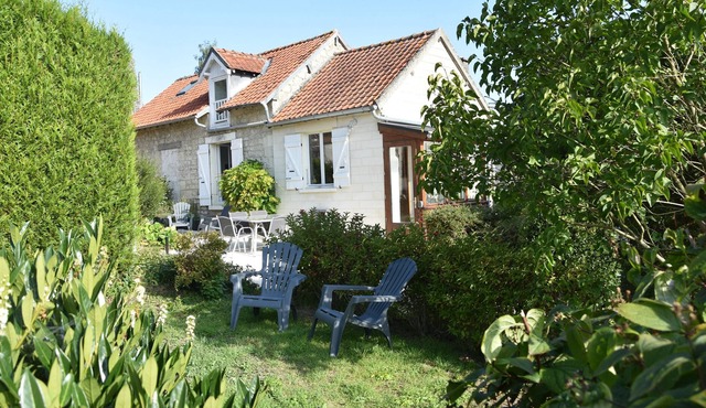 Small quiet house for green stays