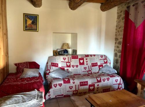 Small renovated cottage