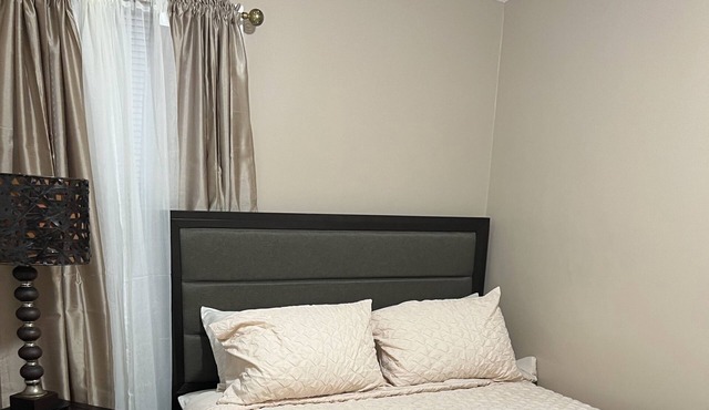 Small room in Hillside,NJ, Businessmen, airline employees, Traveling Nurses