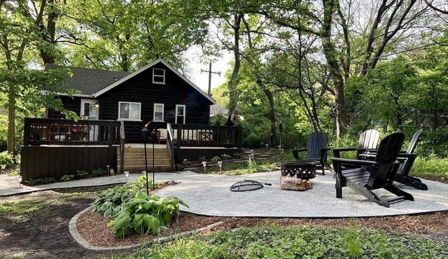 Small Stay: Farmhouse Cabin, Big on Outdoor Space