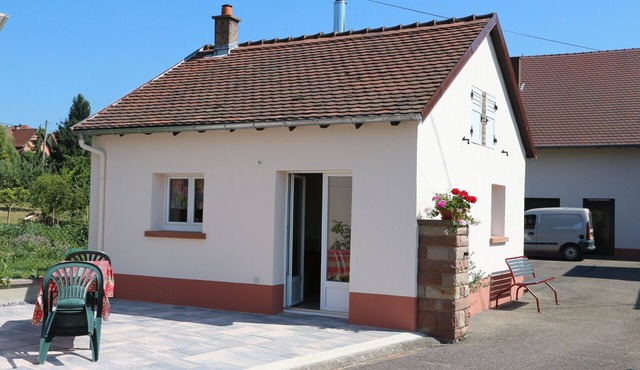 Small studio/Furnished rental