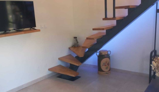 Small, totally private house for a tourist or professional stopover